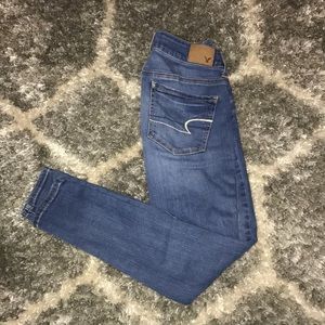 American Eagle Jeans- 4 Short!